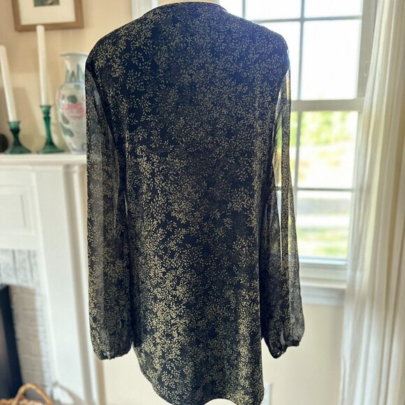 White House Black Market Green Floral and Lace Blouse - Picture 3 of 7